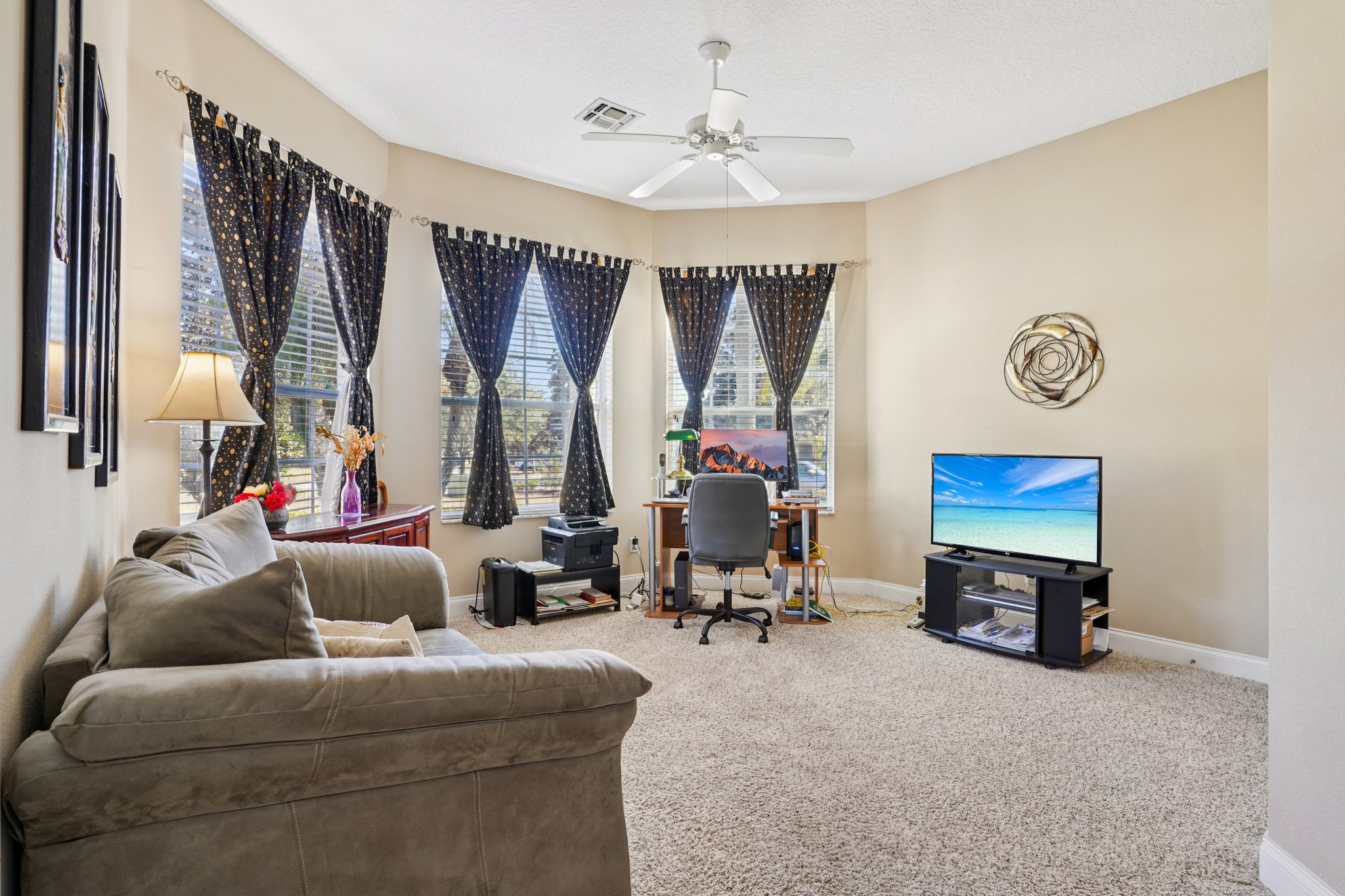 Tremayne Dr-S0702-027.jpg