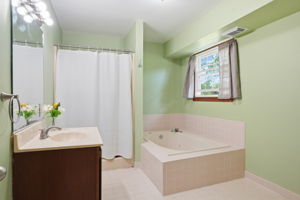  Photo 52