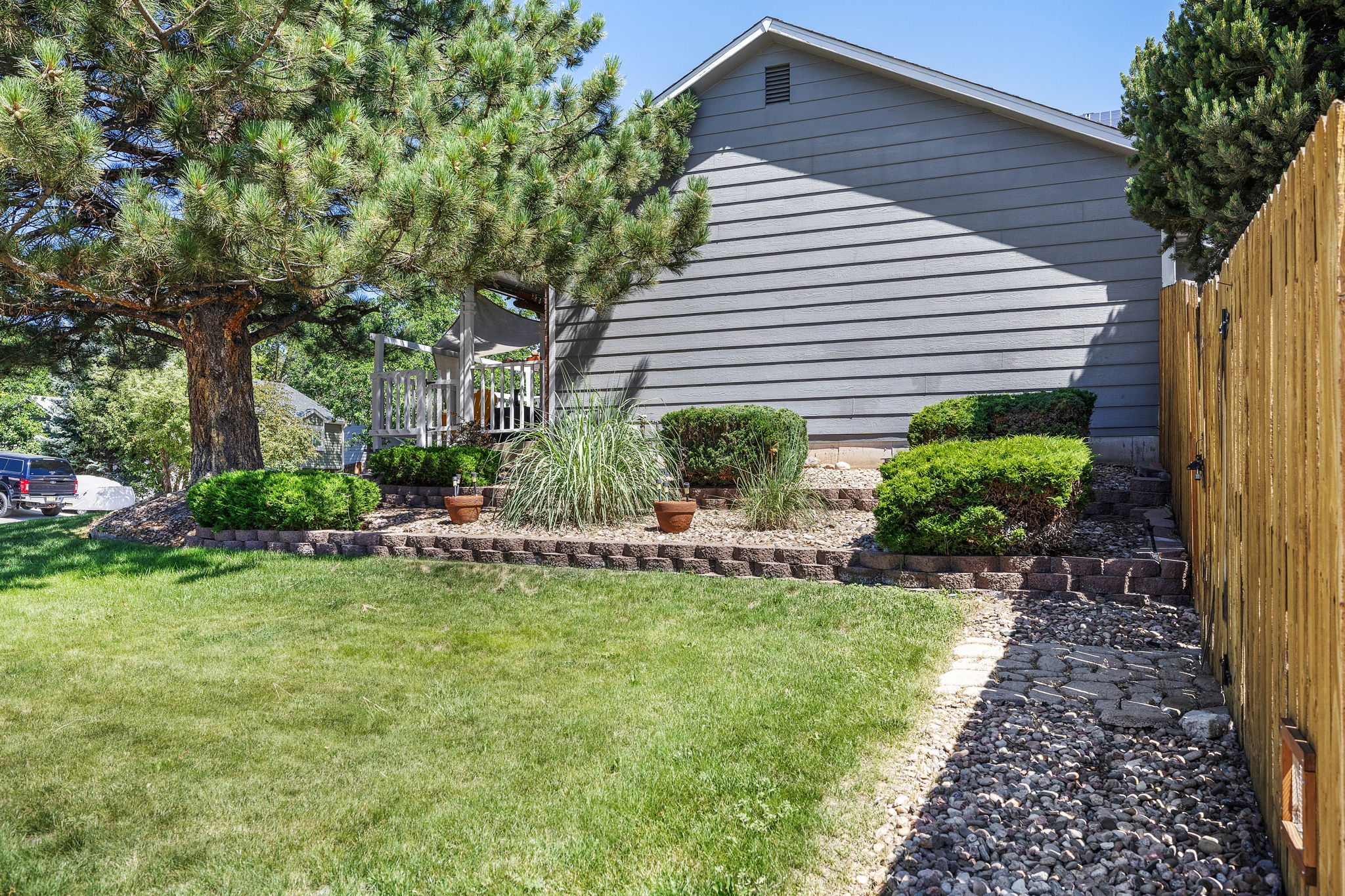  Photo 71