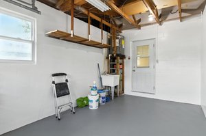  Photo 33