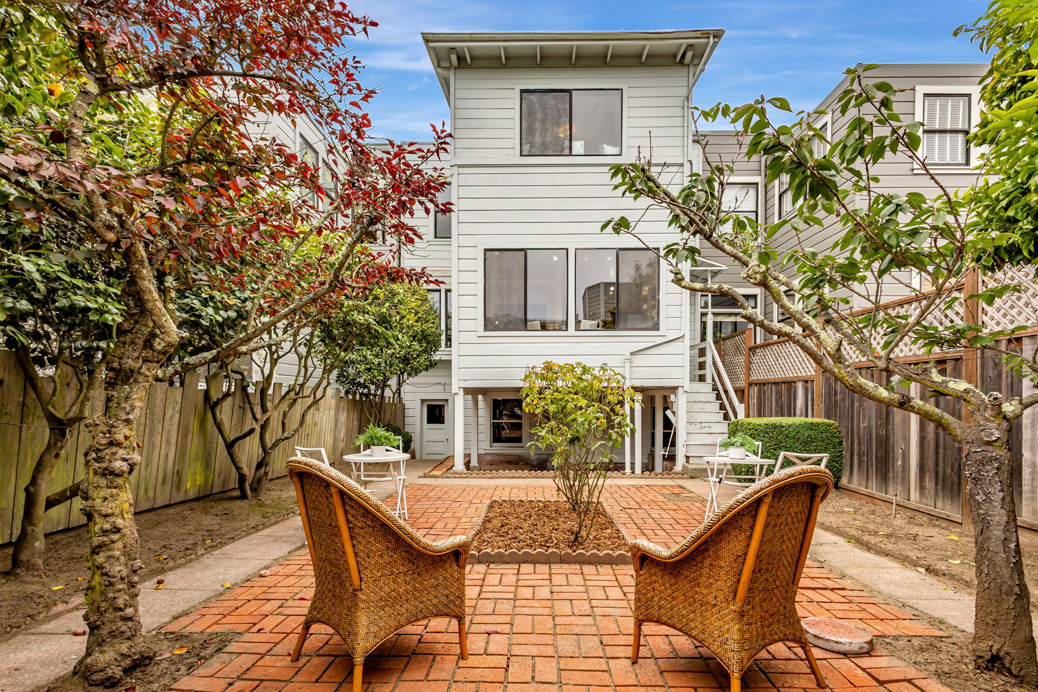 034_612 12th Ave
