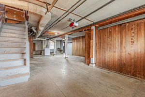 032_612 12th Ave