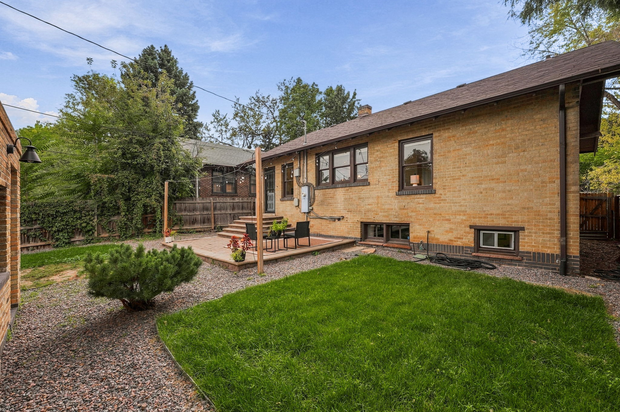  Photo 55