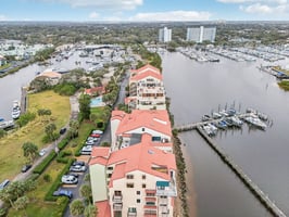 Marina Point Dr 612-041.jpg