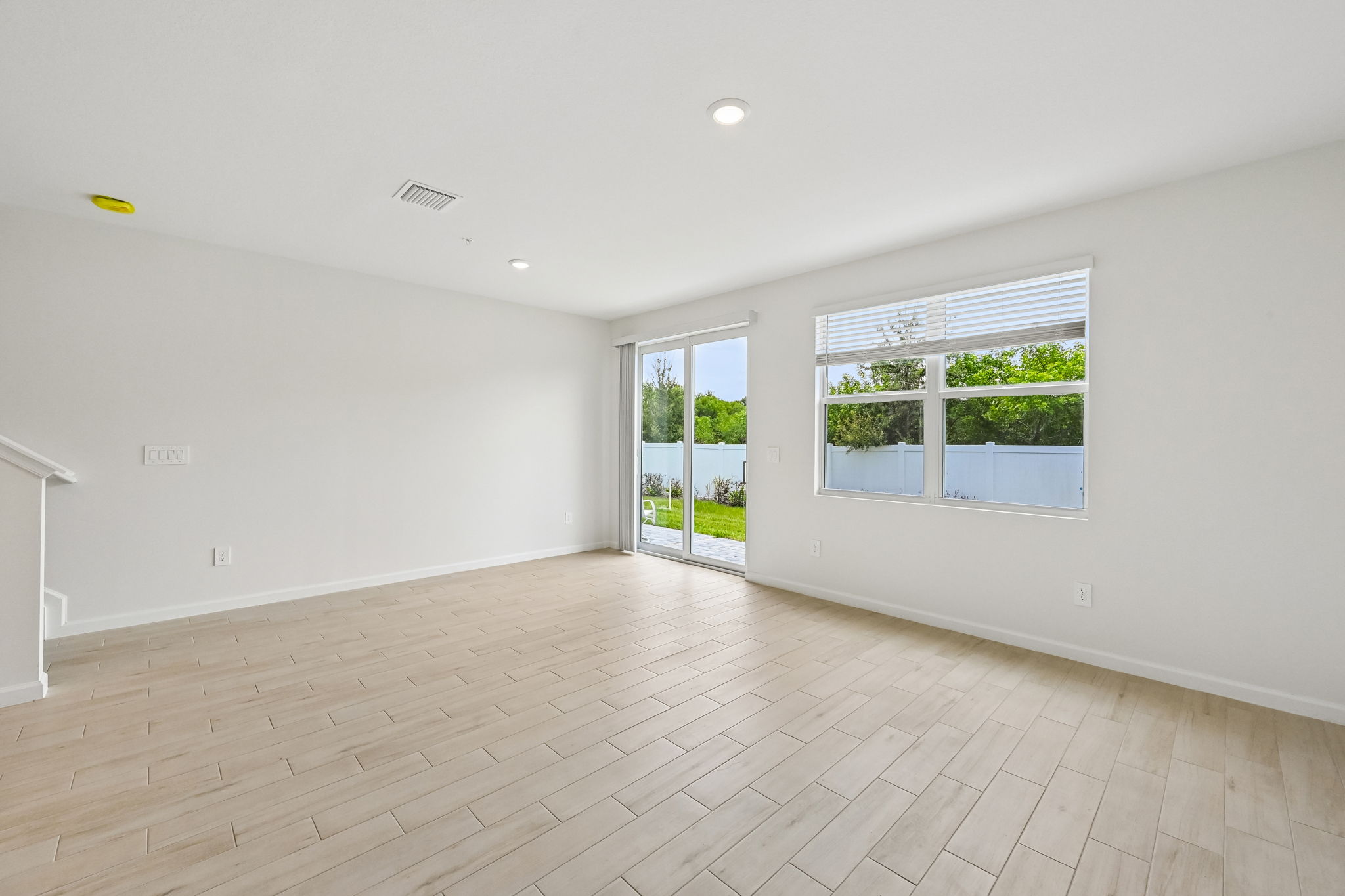 South Florida - Tidewater - 612 Salisbury Cir Fort Pierce FL 34982 - 010