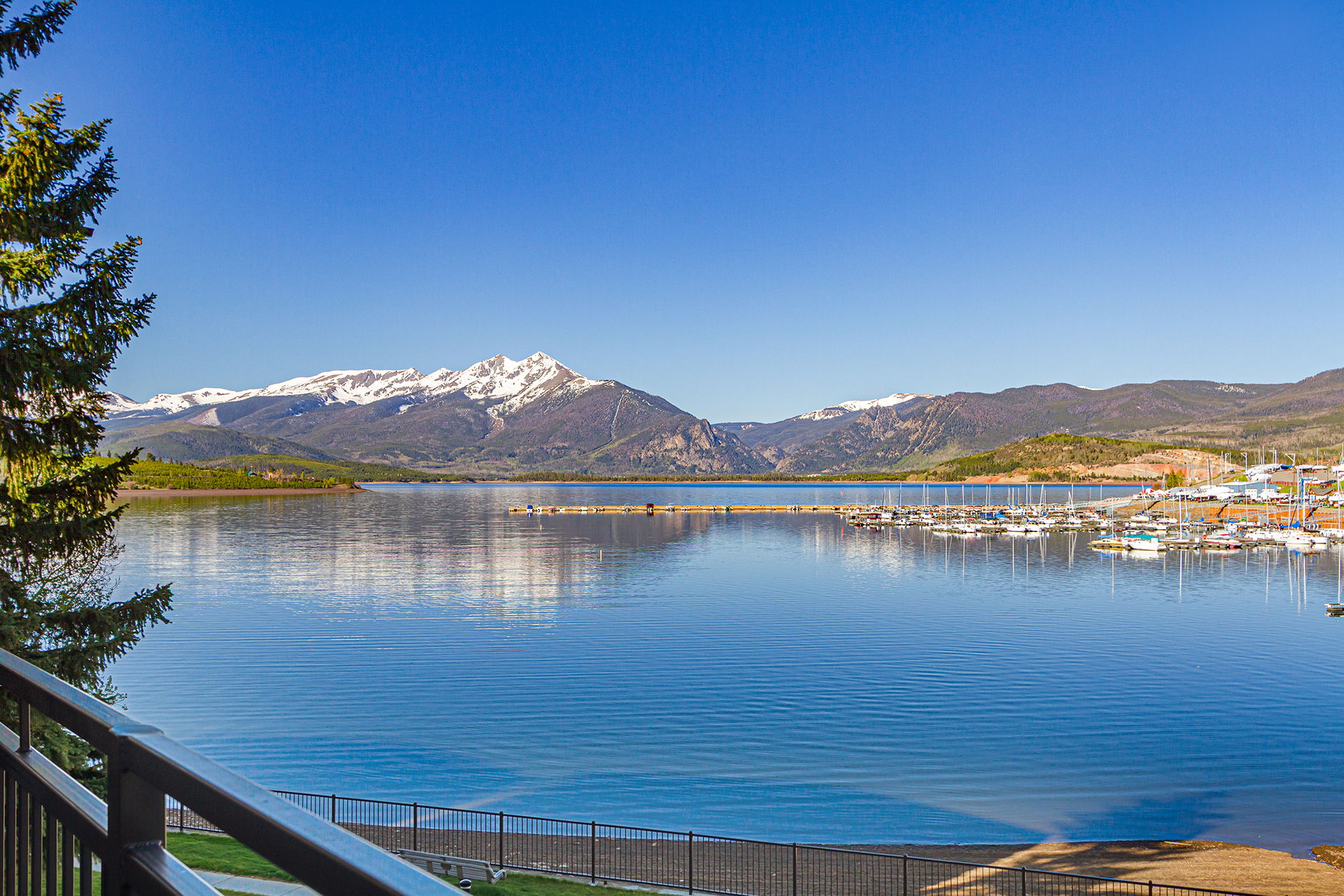 Large Deck with Lake View