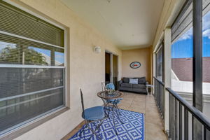 7th Ave W-027