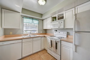 7th Ave W-014
