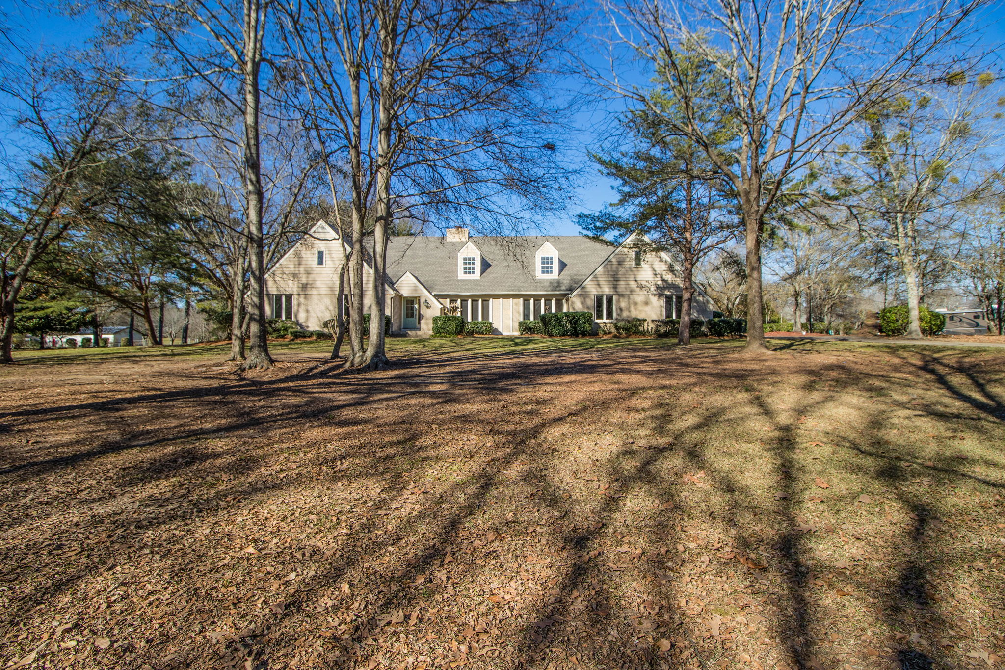 6121 Monticello Dr, Montgomery, AL 36117 Southern Real Estate Media, LLC