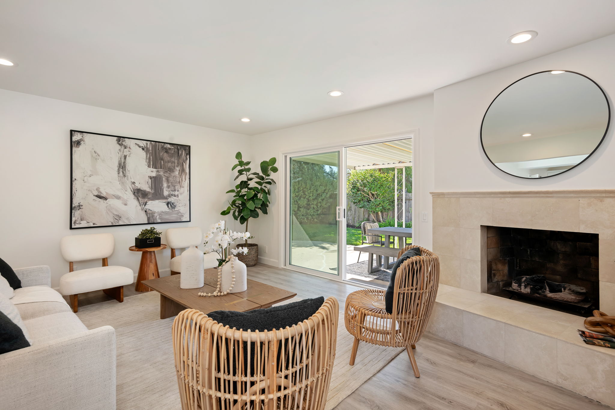 05-Living Room