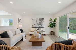 06-Living Room
