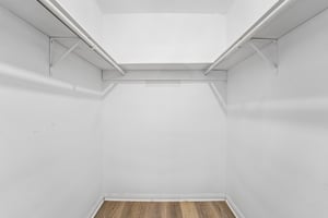 Rena St-S0408-022.jpg