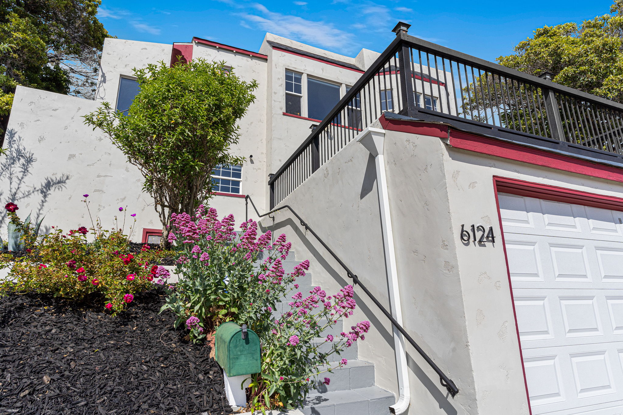 6124 Laird Ave, Oakland, CA 94605 The 3D Pros