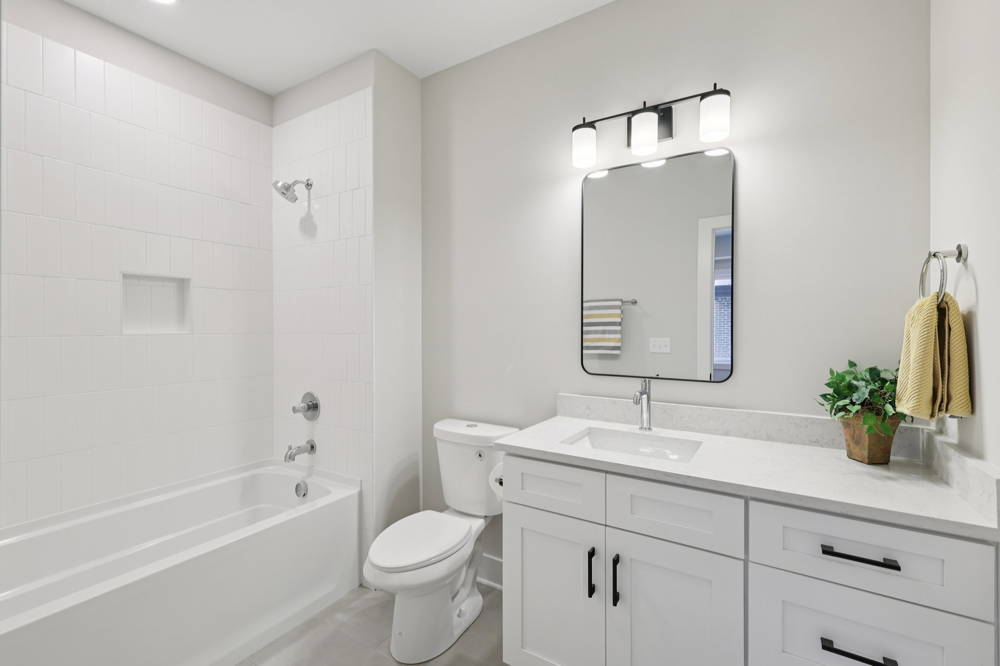 6124 Robertson Ave-S1511-031.jpg