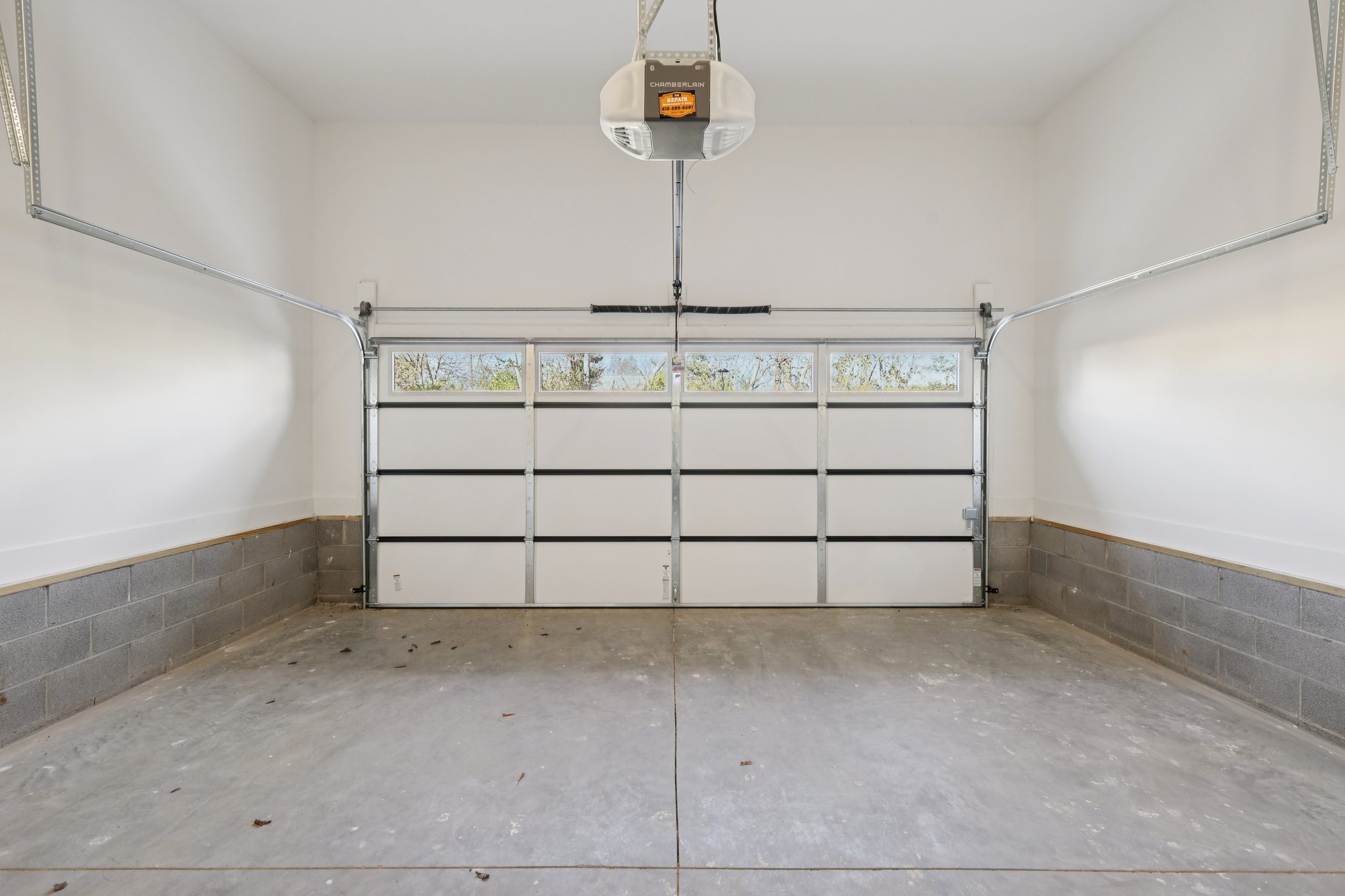 6124 Robertson Ave-S1511-053.jpg