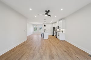 6124 Robertson Ave-S1511-014.jpg