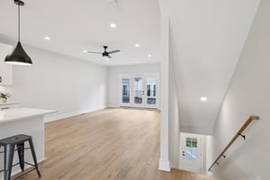 6124 Robertson Ave-S1511-015.jpg