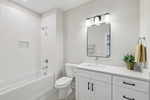 6124 Robertson Ave-S1511-031.jpg