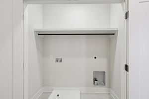 6124 Robertson Ave-S1511-039.jpg