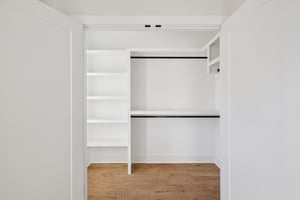 6124 Robertson Ave-S1511-044.jpg