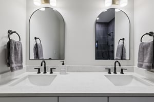 6124 Robertson Ave-S1511-046.jpg