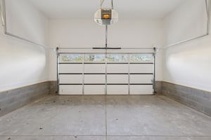 6124 Robertson Ave-S1511-053.jpg