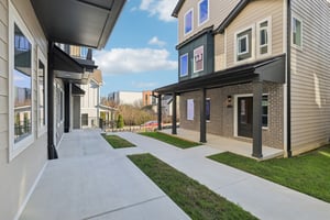 6124 Robertson Ave-S1511-056.jpg