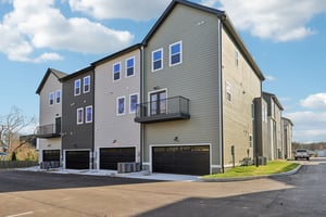 6124 Robertson Ave-S1511-059.jpg