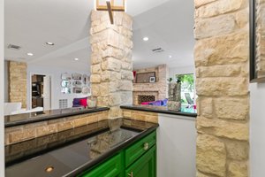  Photo 31