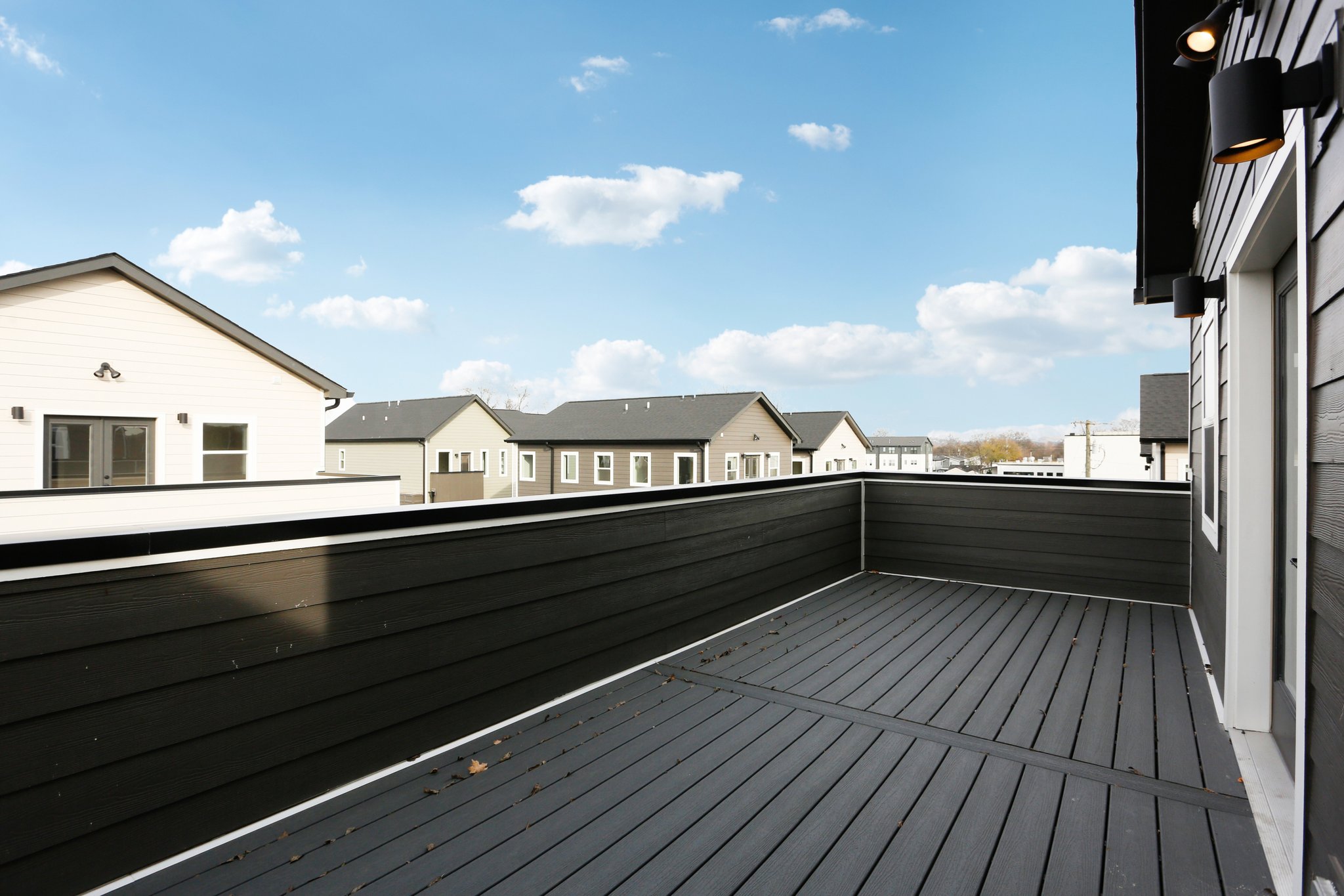 Robertson Ave-S2011-038.jpg