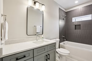 Robertson Ave-S2011-016.jpg