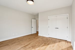 Robertson Ave-S2011-019.jpg