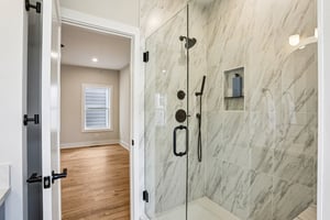 Robertson Ave-S2011-025.jpg