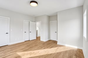 Robertson Ave-S2011-035.jpg