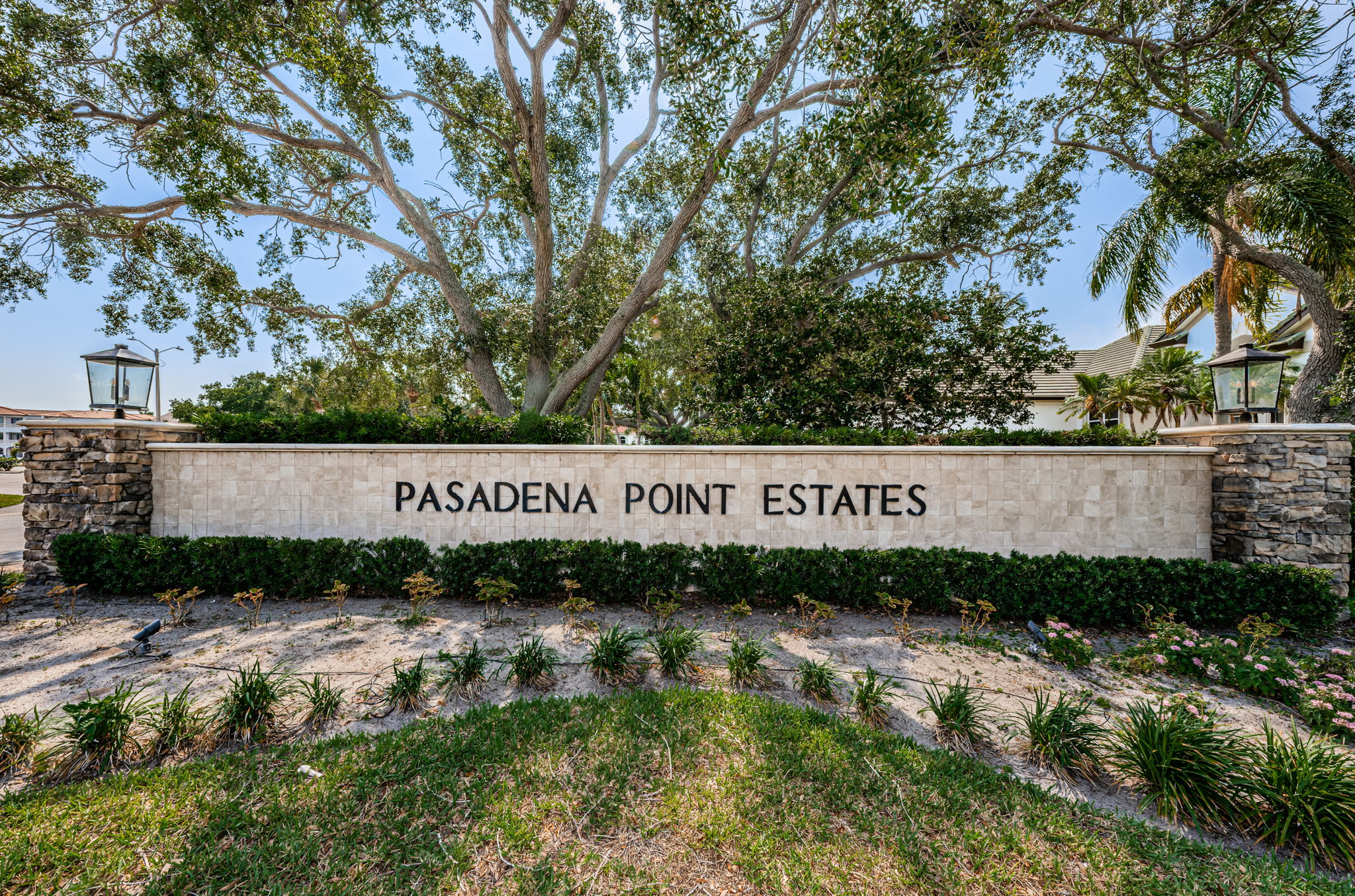 Pasadena Point1