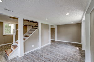  613 Balsam Dr, Knoxville, TN 37918, US Photo 12