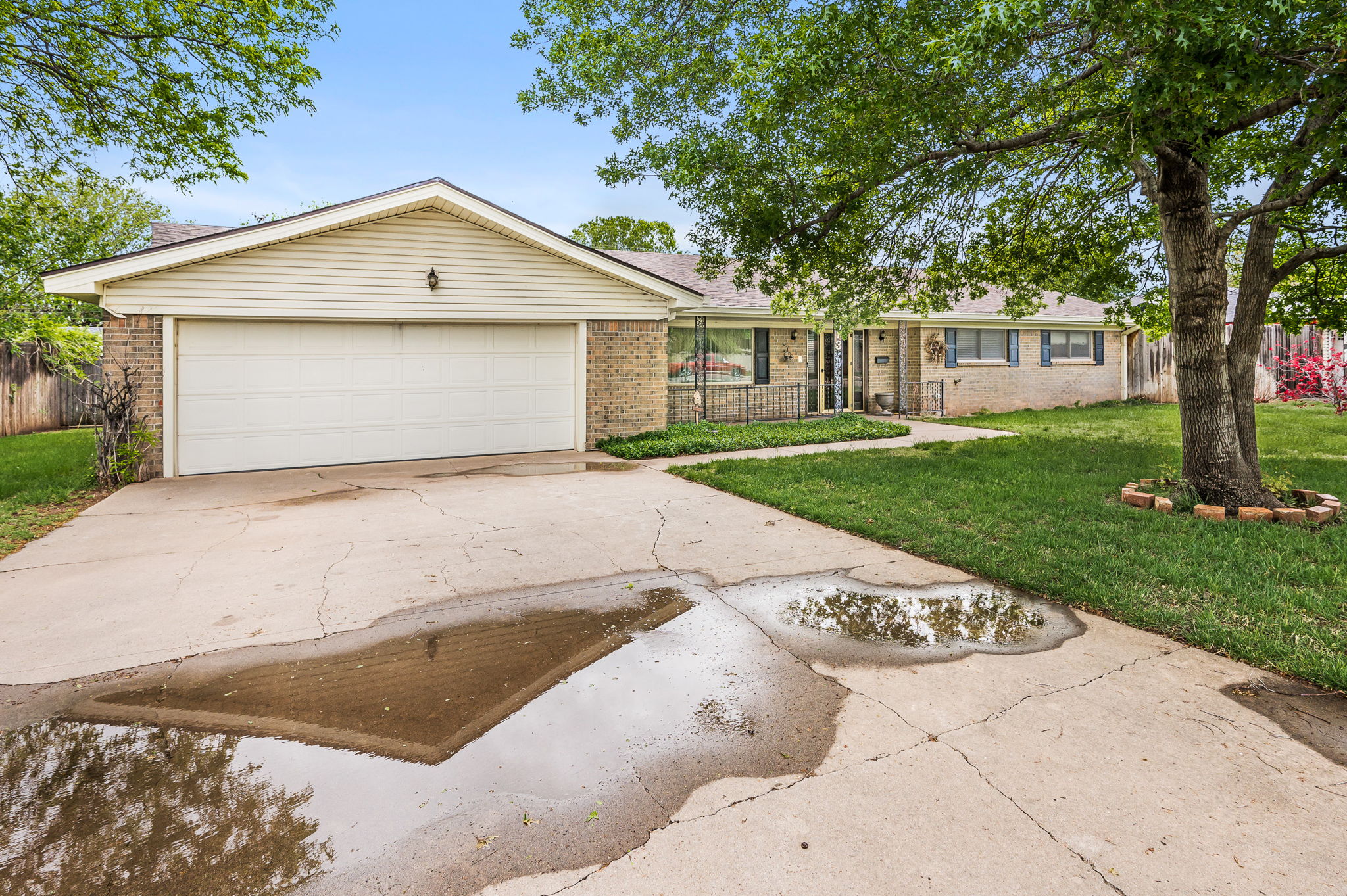 613 Bennett Dr 02