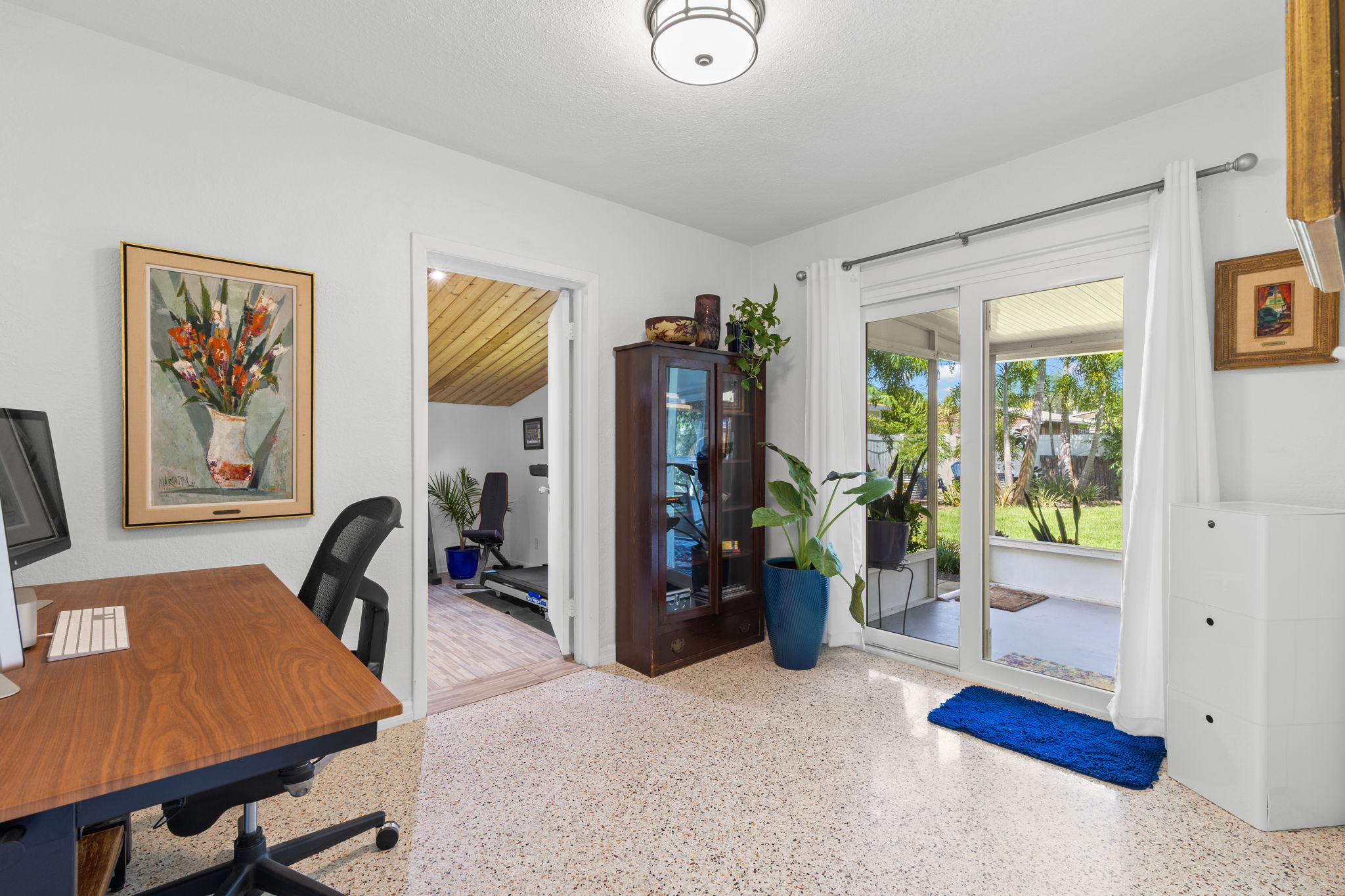  Photo 28