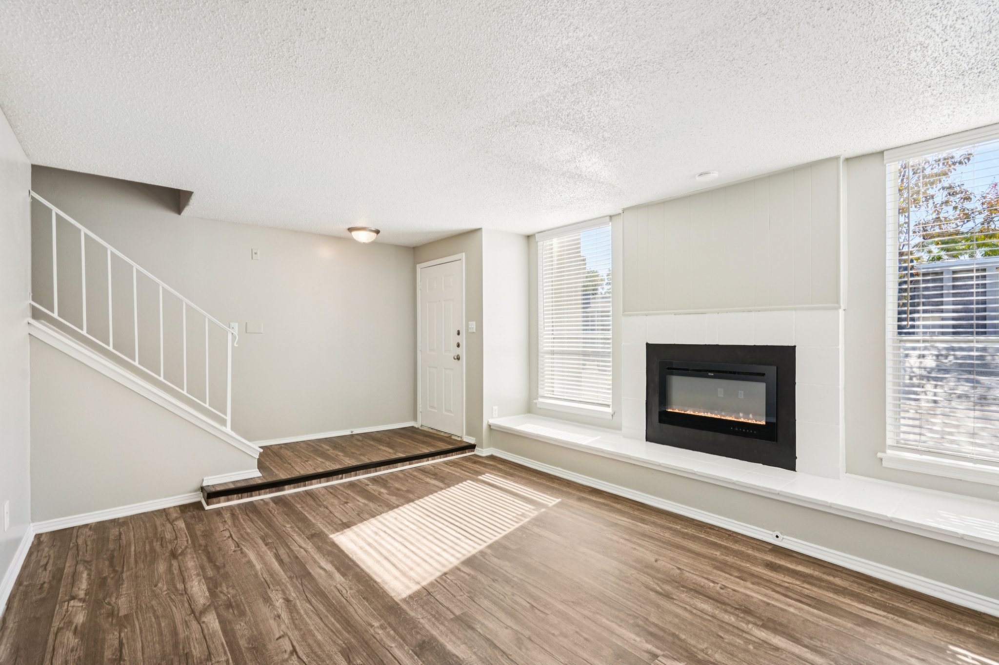 613 Clearwood Dr. Unit 614-S0611-002.jpg