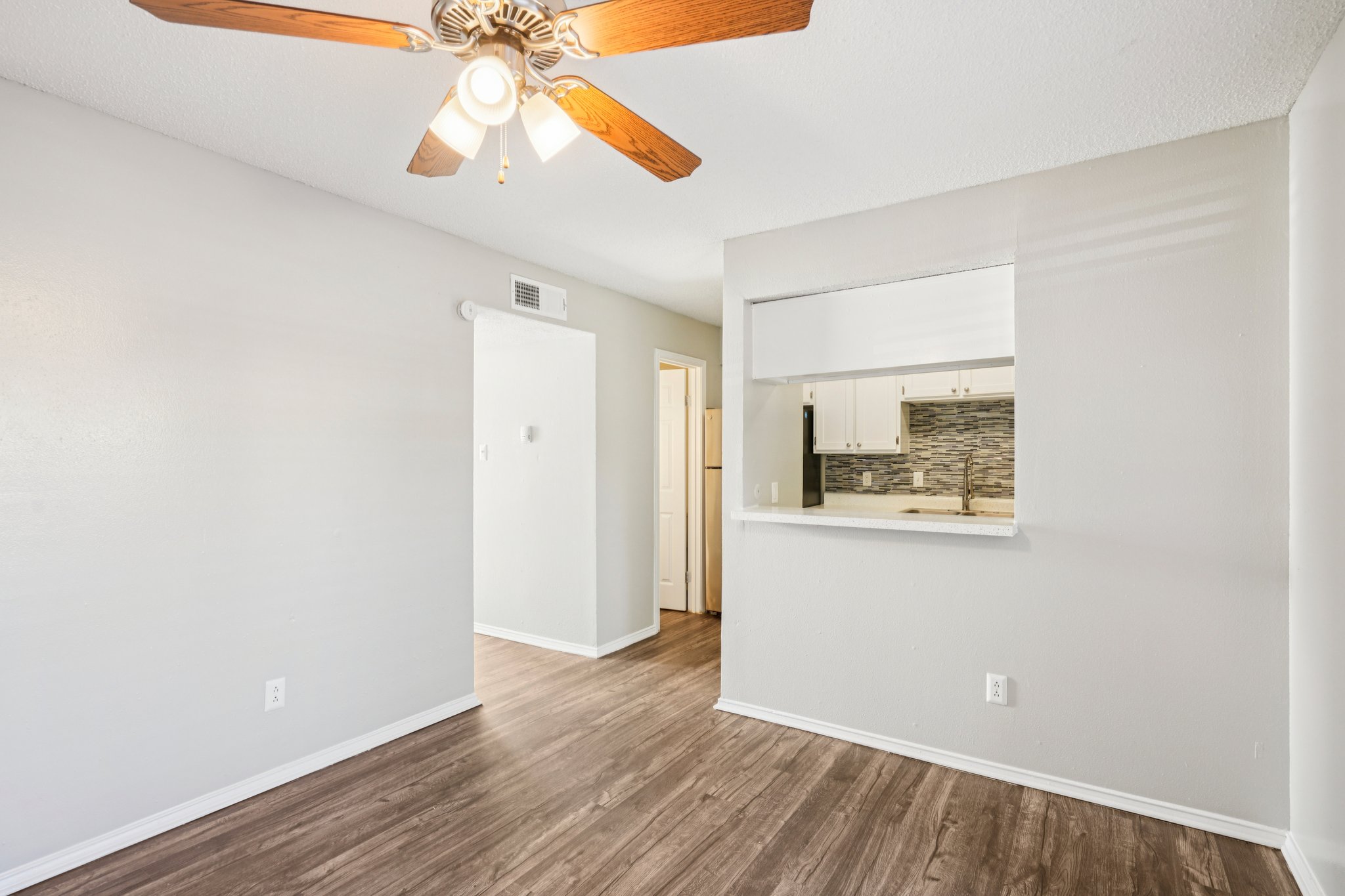 613 Clearwood Dr. Unit 614-S0611-006.jpg