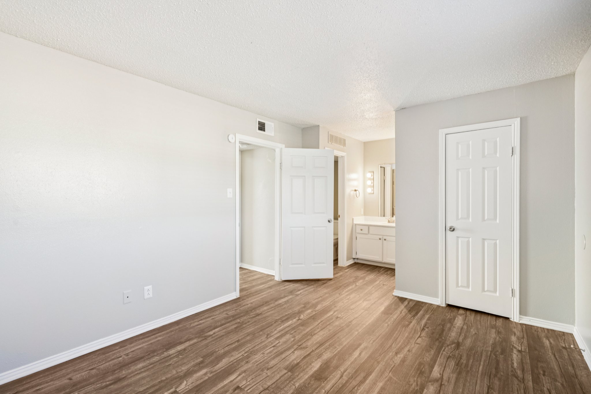 613 Clearwood Dr. Unit 614-S0611-014.jpg