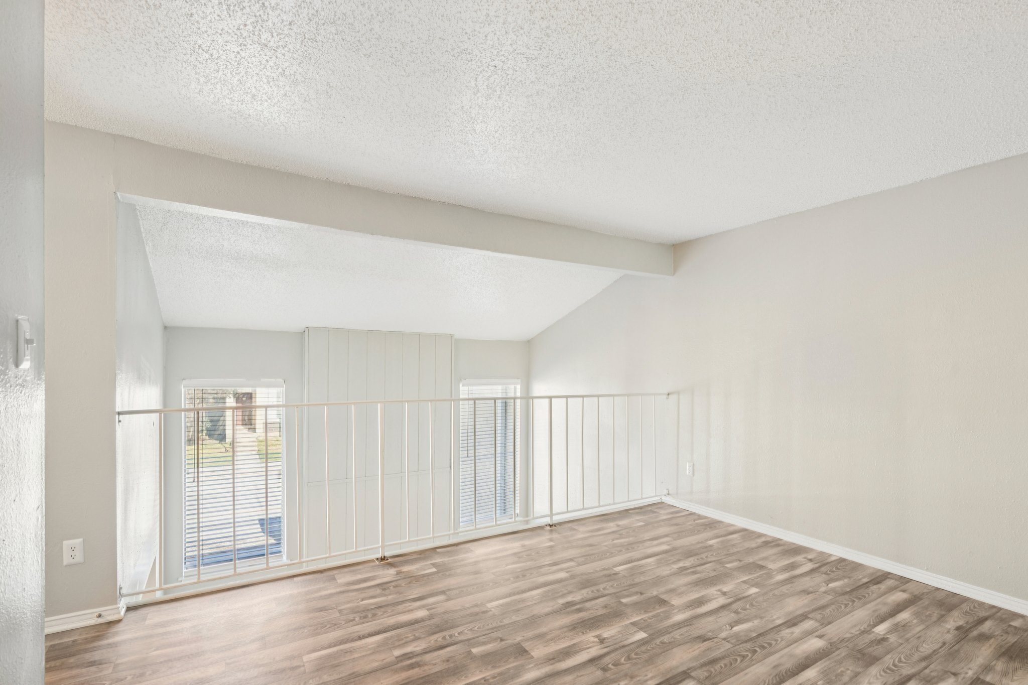 613 Clearwood Dr. Unit 517-S0611-008.jpg