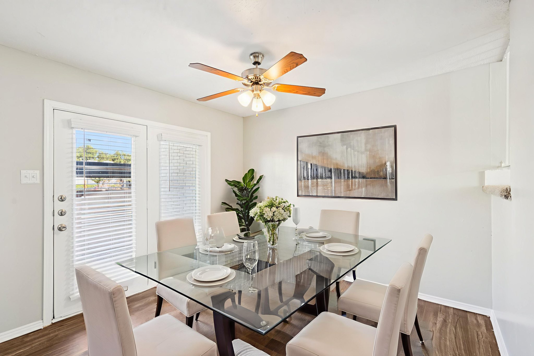 613 Clearwood Dr. Unit 614-S0611-004 virtually staged.jpeg