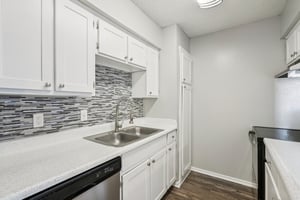 613 Clearwood Dr. Unit 614-S0611-008.jpg