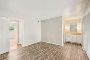 613 Clearwood Dr. Unit 517-S0611-009.jpg