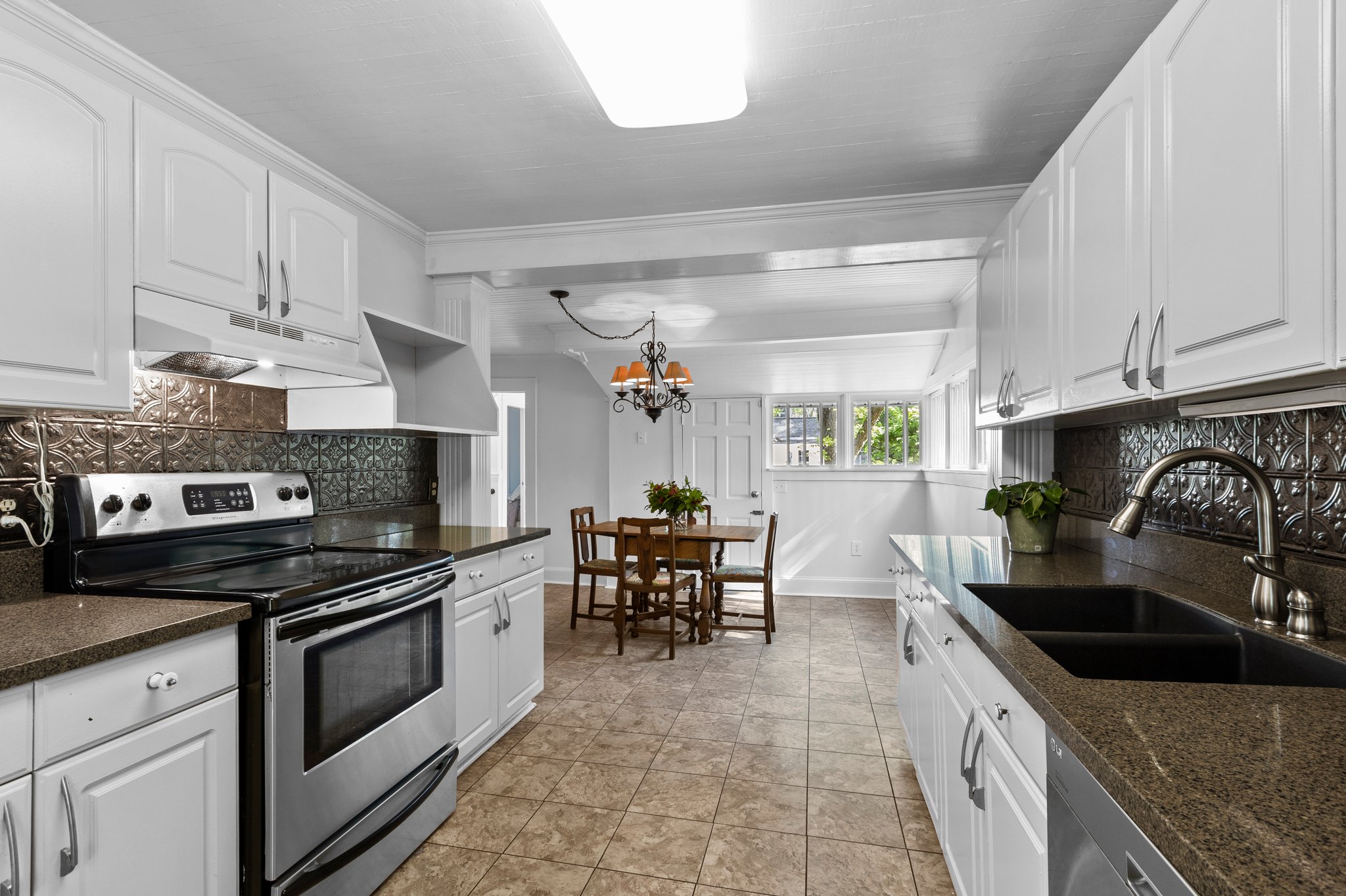613 S Fuquay Ave, Fuquay-Varina, NC 27526, USA Photo 42