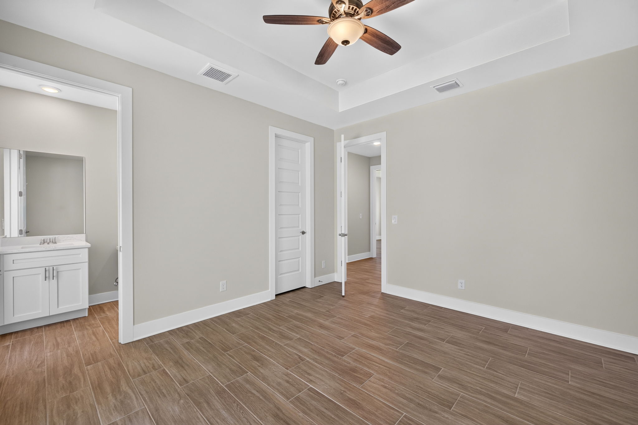 Guest Bedroom 3 - 2 of 2