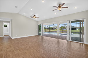 Living Room 2 of 6