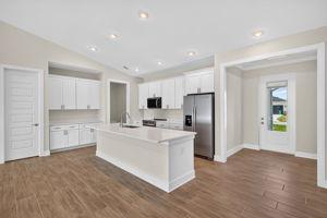 Kitchen 1 of 3