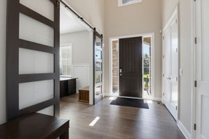  Photo 8